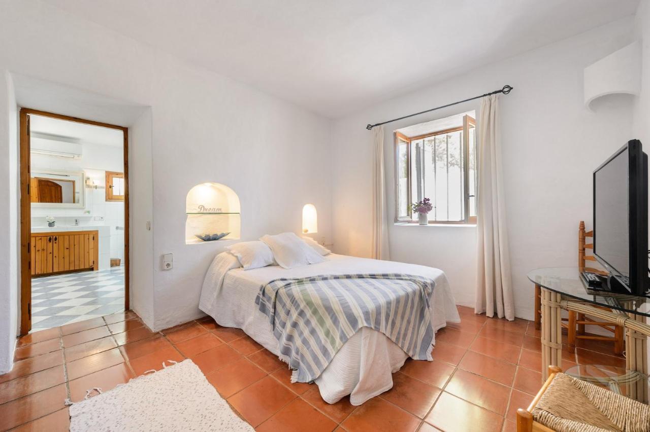 Villa Patri Sant Carles de Peralta ภายนอก รูปภาพ